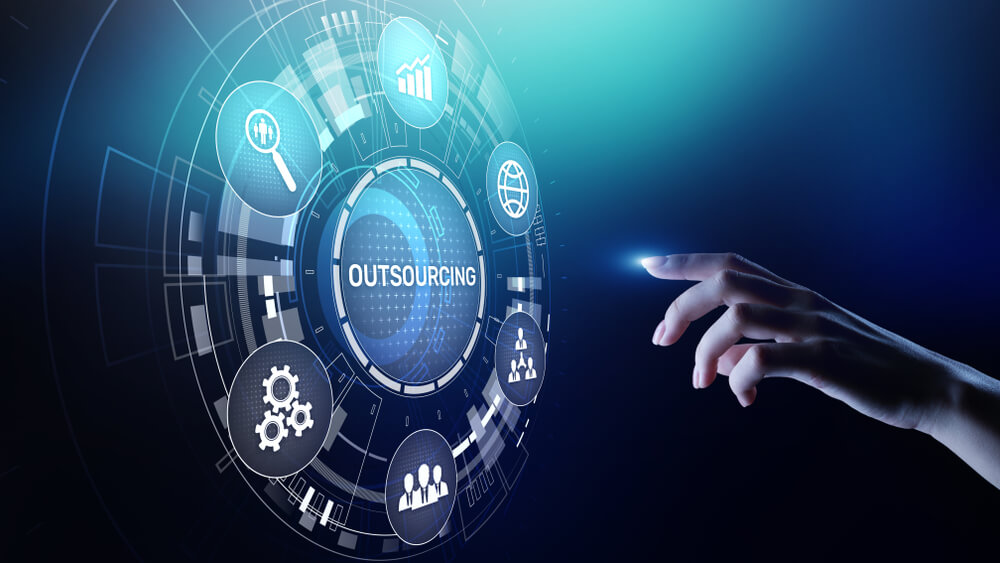 benefits of outsourcing it services
