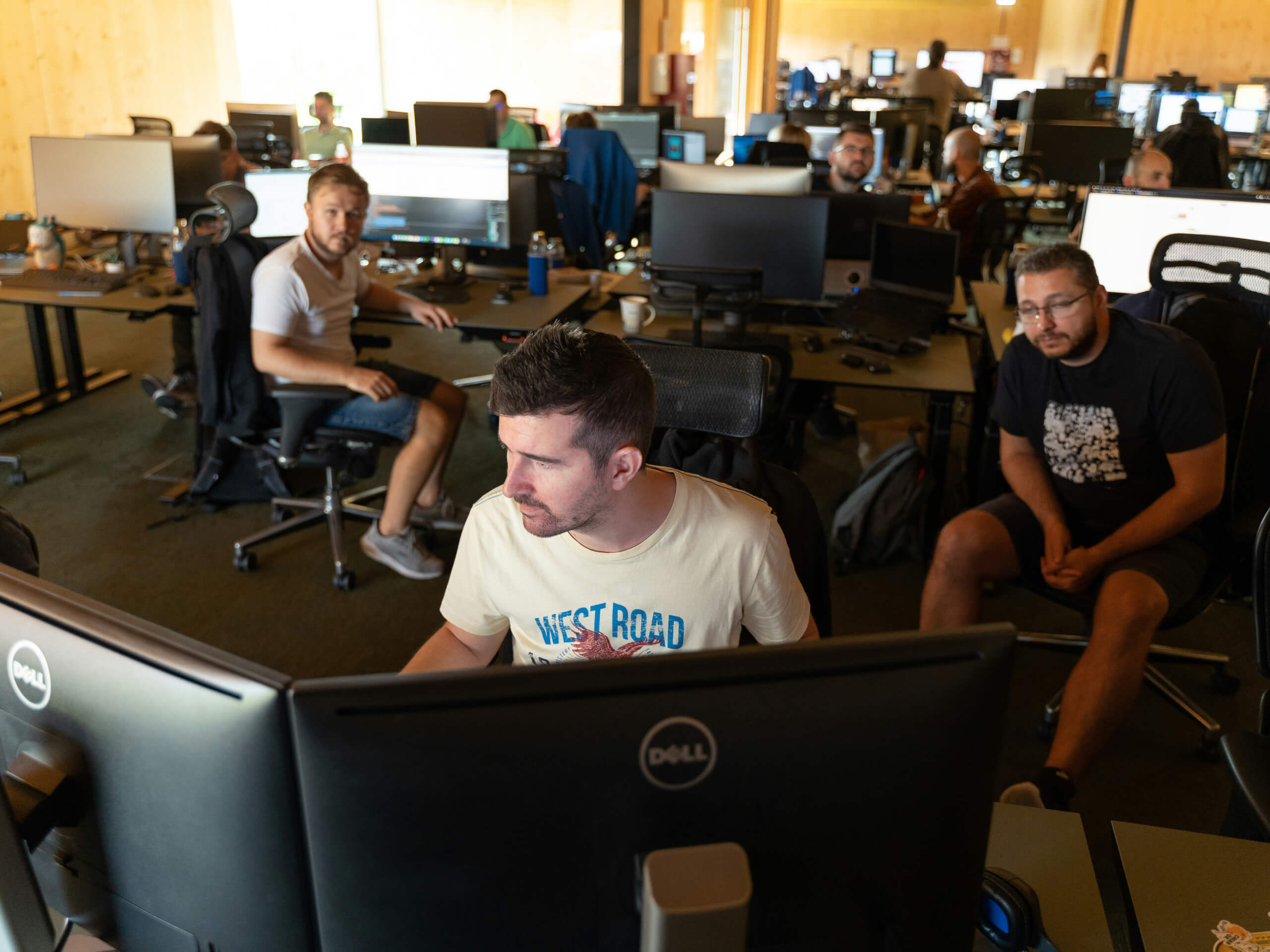it-support-team-lenexa IT support professionals assisting local businesses with technical solutions in Lenexa