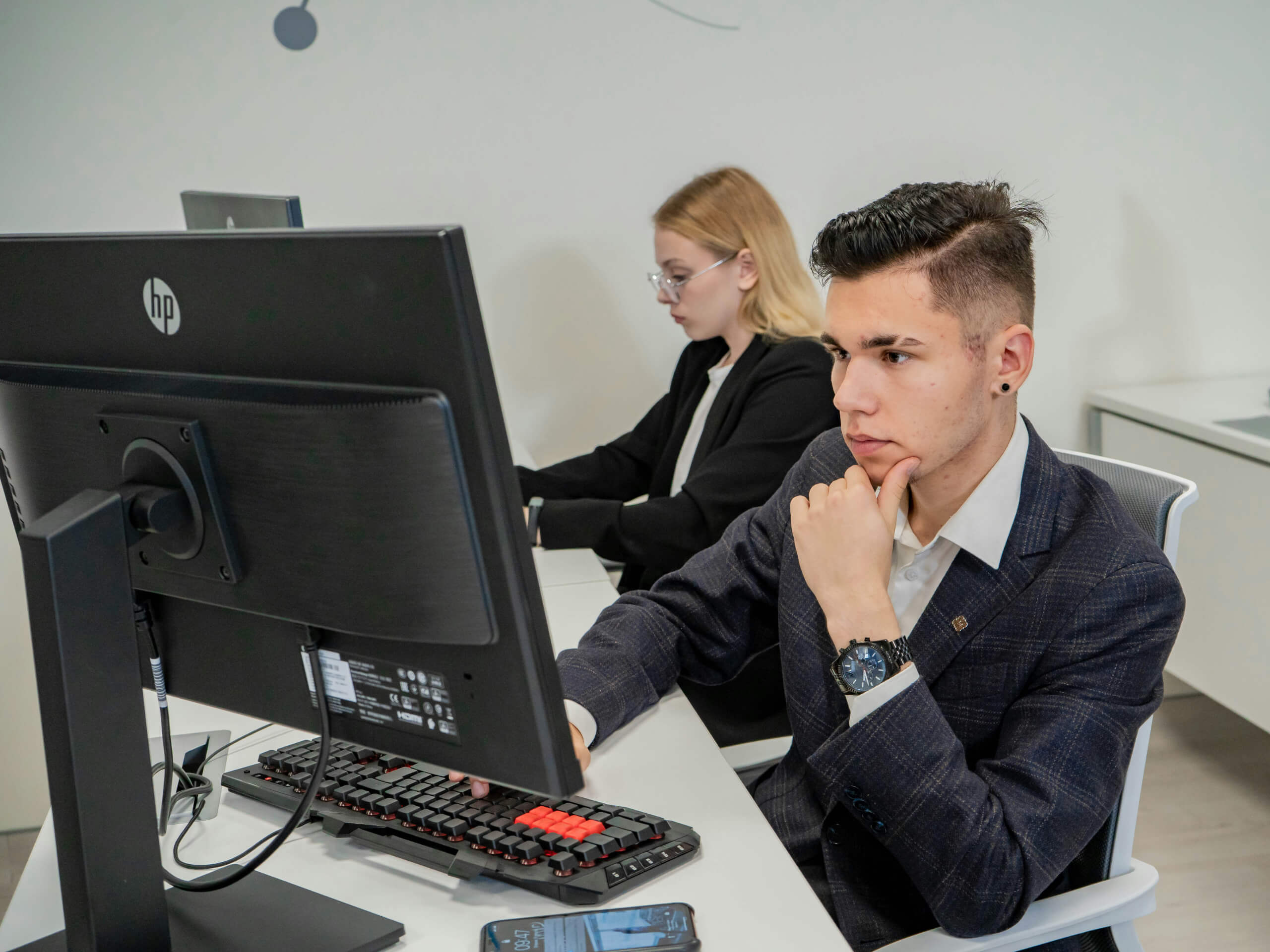 New team member being onboarded into a tech support team with a structured process